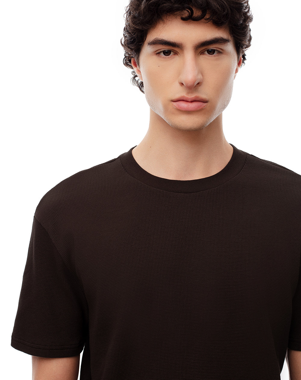 Camiseta oversized fit manga corta chocolate