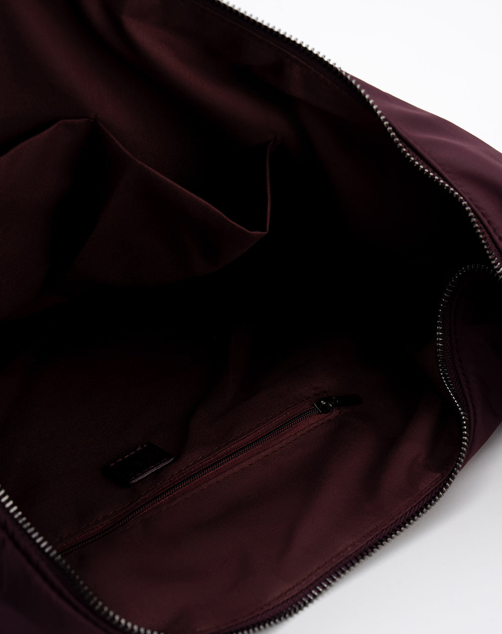 Bolso vino tinto hombre