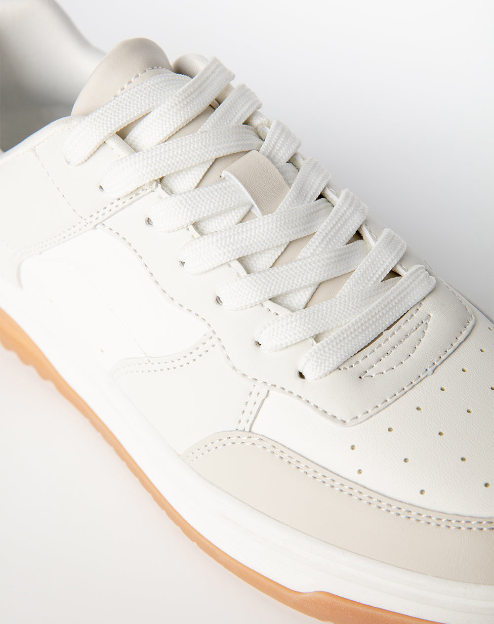 Tenis beige