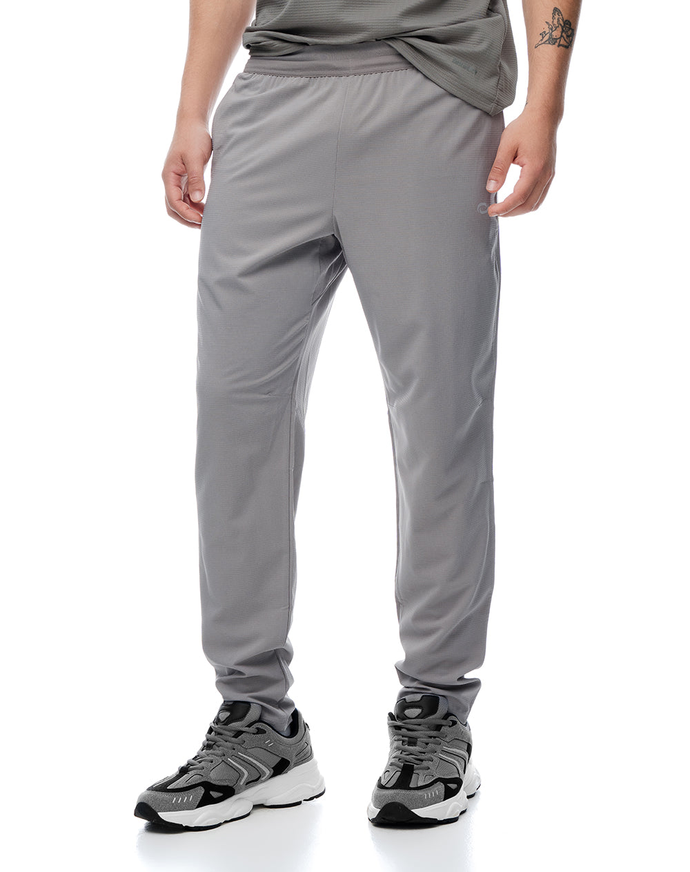 Jogger relaxed tiro medio taupe hombre
