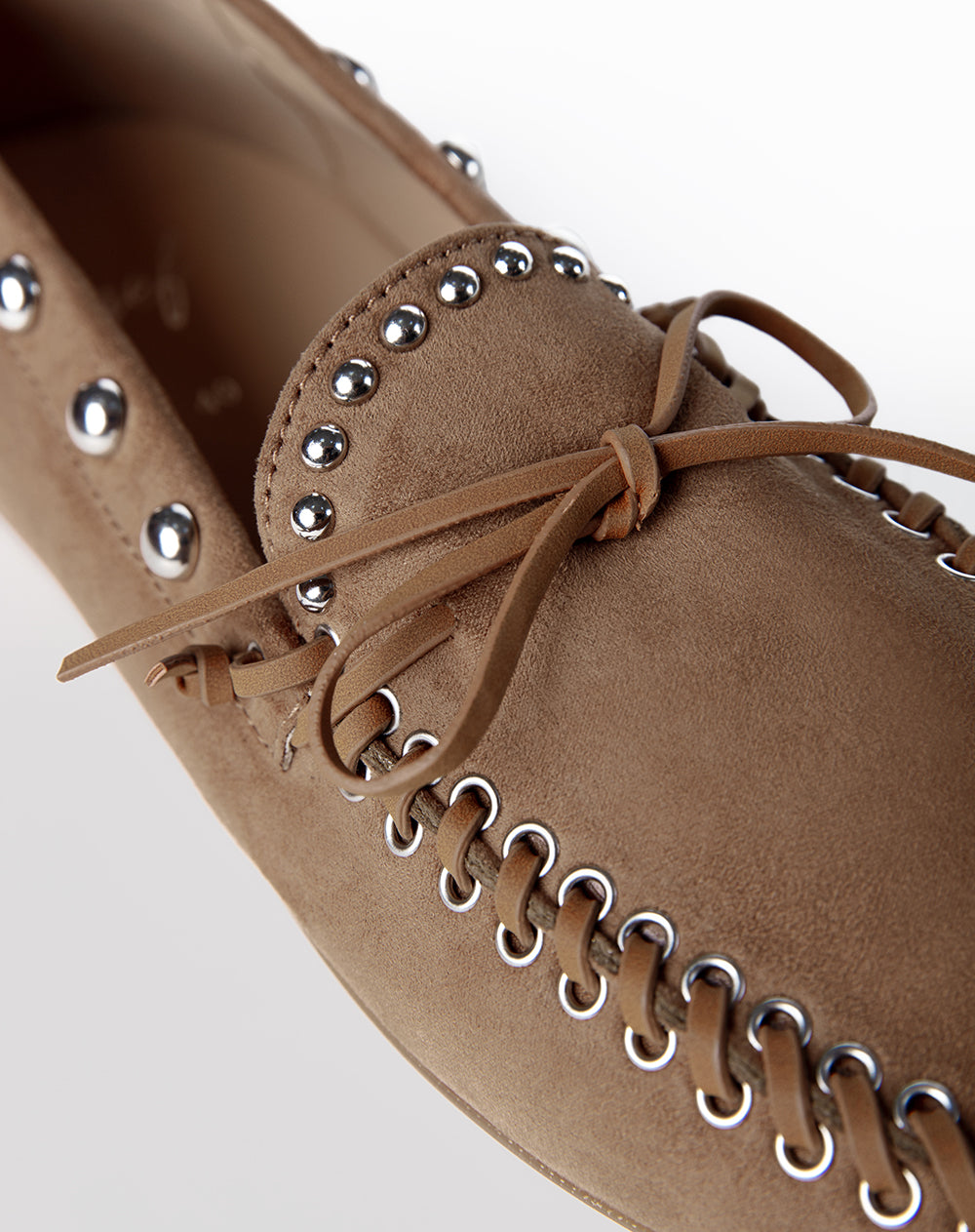 Mocasines tipo gamuza café mujer
