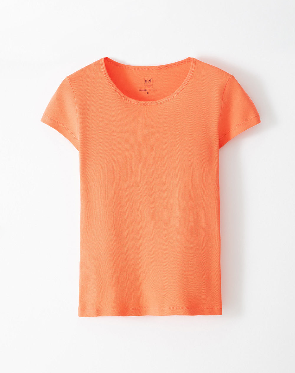 Camiseta slim fit manga corta coral