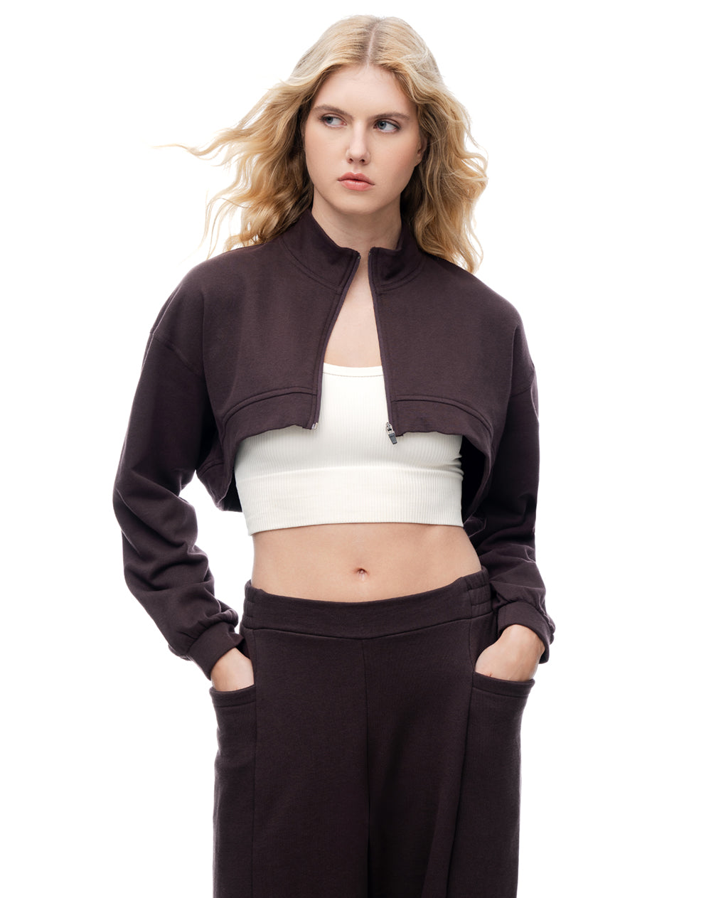 Buzo cropped vinotinto mujer