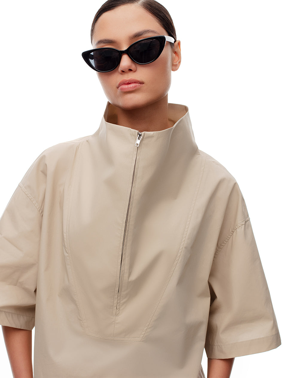 Camisa oversized fit manga corta kaki
