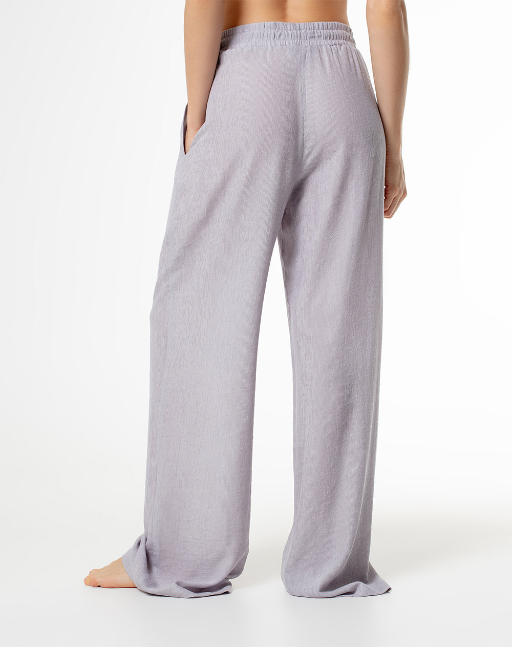 Pantalón relaxed fit tiro alto gris