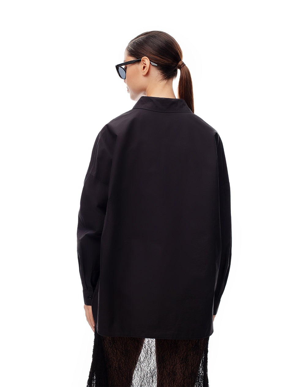 Camisa oversized fit manga larga negra