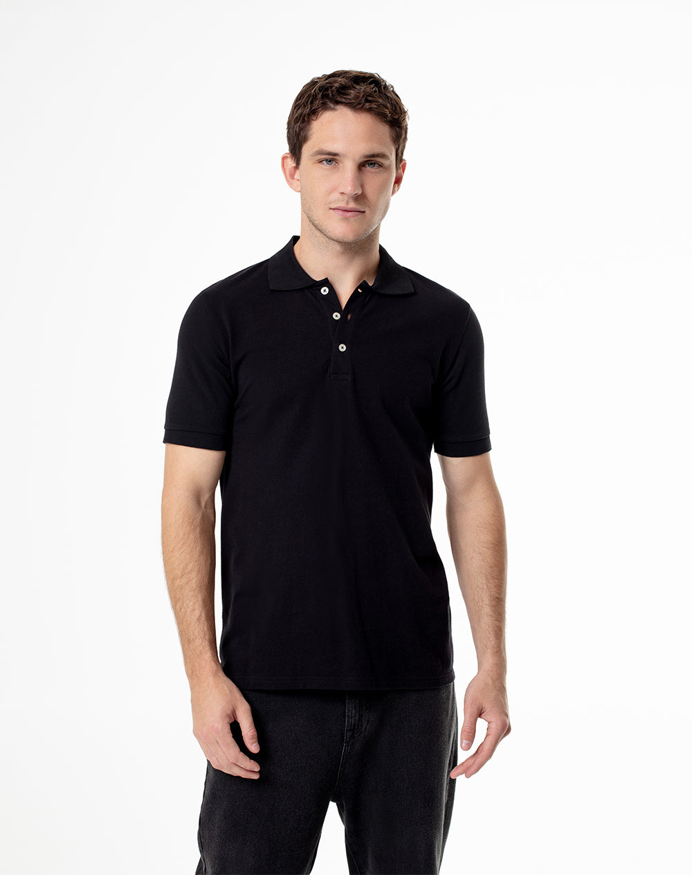Usa la Camiseta Polo para Hombre Josh Negra y luce un look casual, con ...