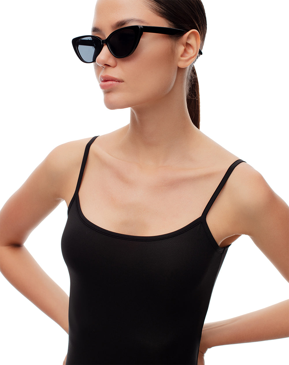 Vestido corto slim negro mujer