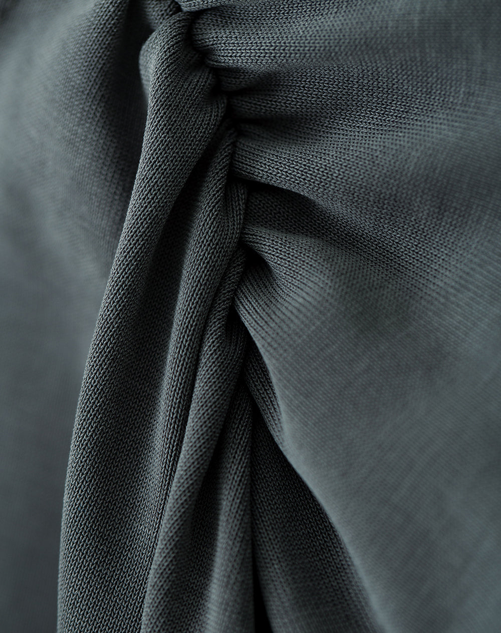 Camisa fitted fit manga larga gris