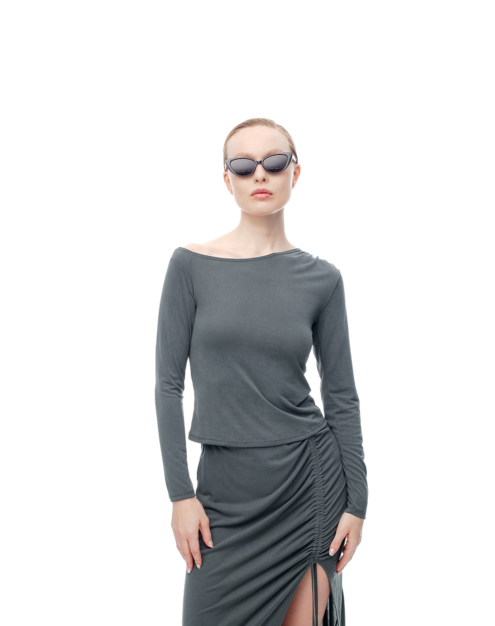 Camisa fitted fit manga larga gris
