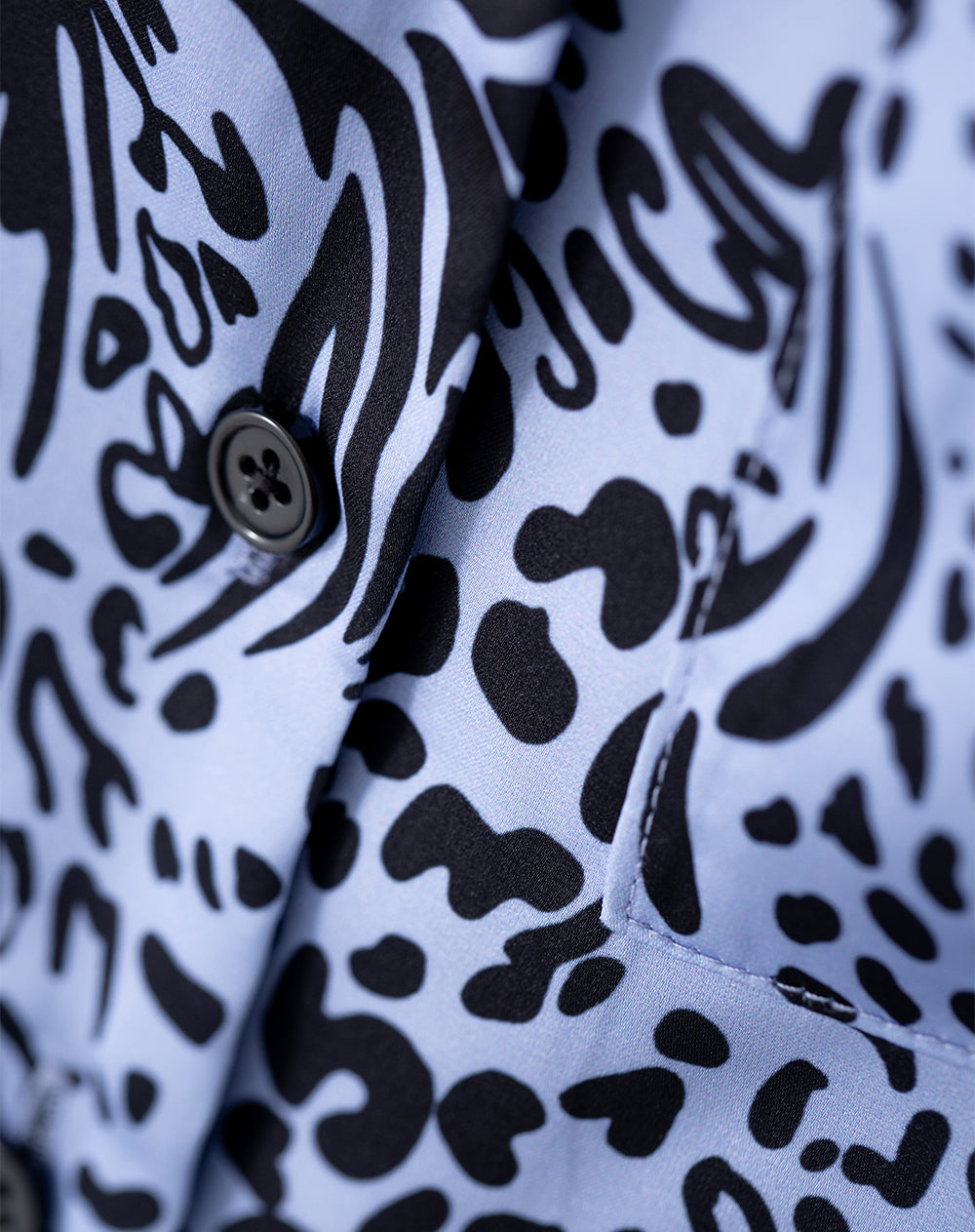 Camisa regular fit manga corta lavanda estampado