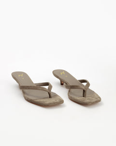 Sandalias café mujer
