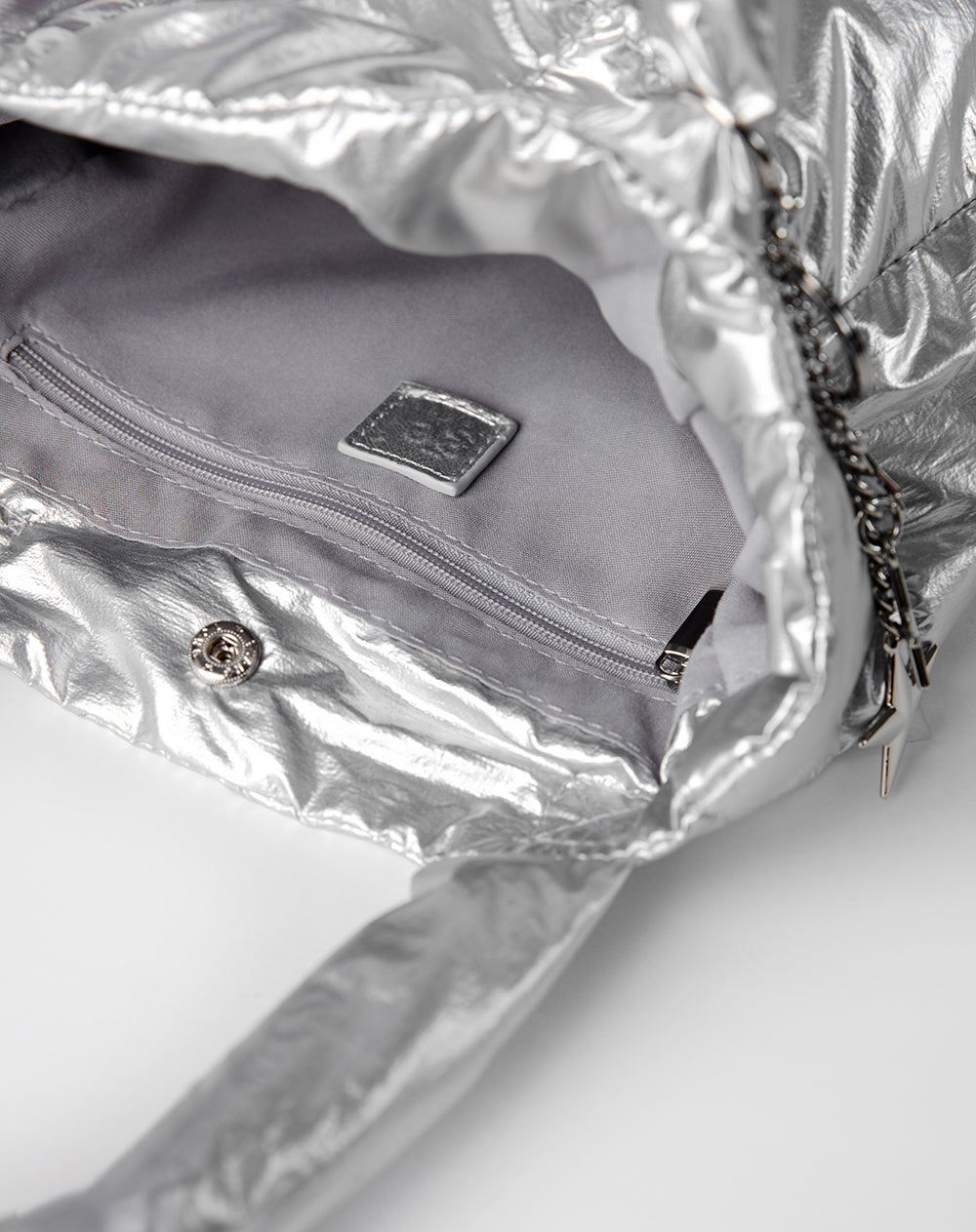 Bolso plateado