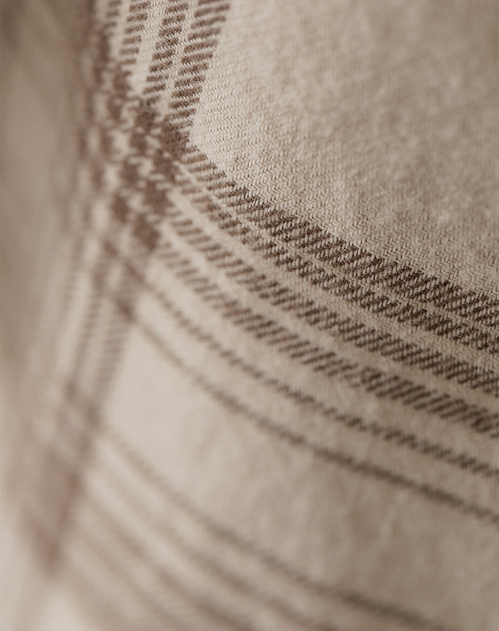 Camisa regular fit manga larga habano cuadros