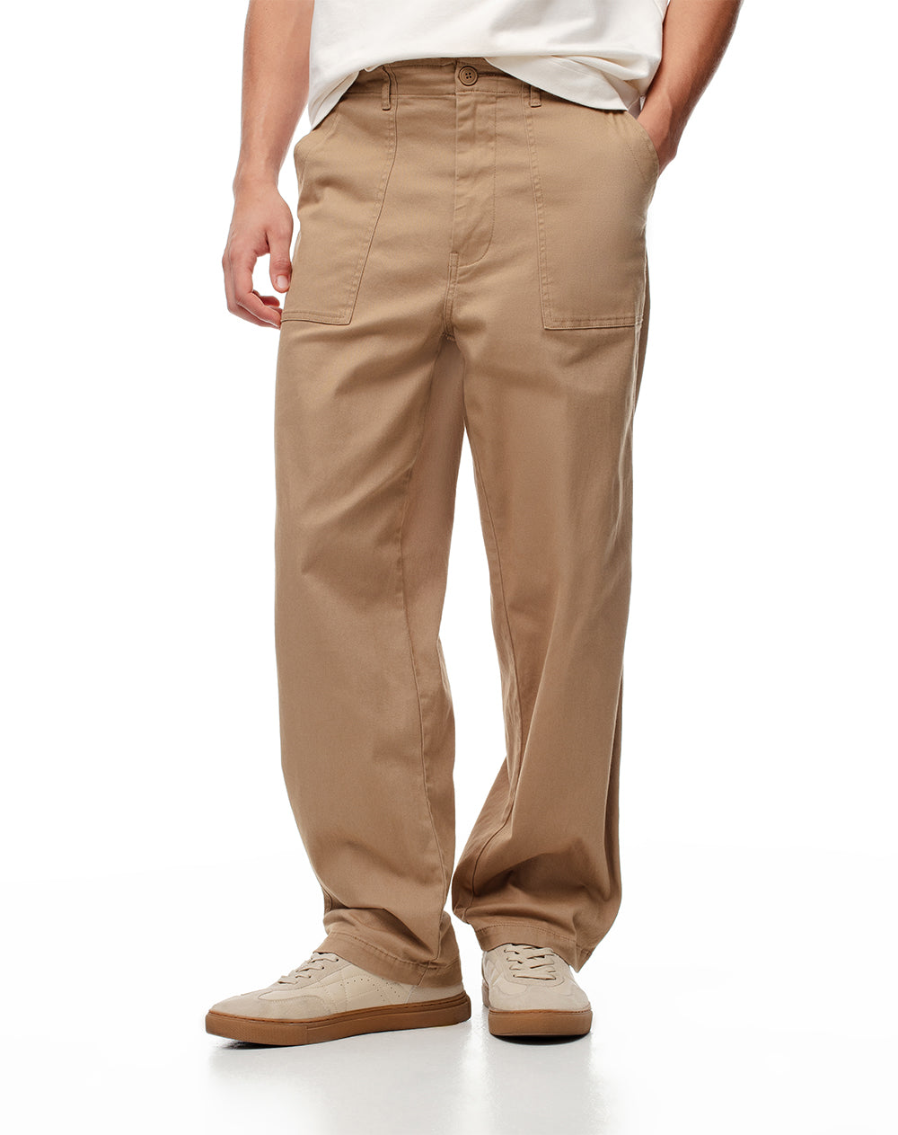 Pantalón regular fit tiro medio caqui