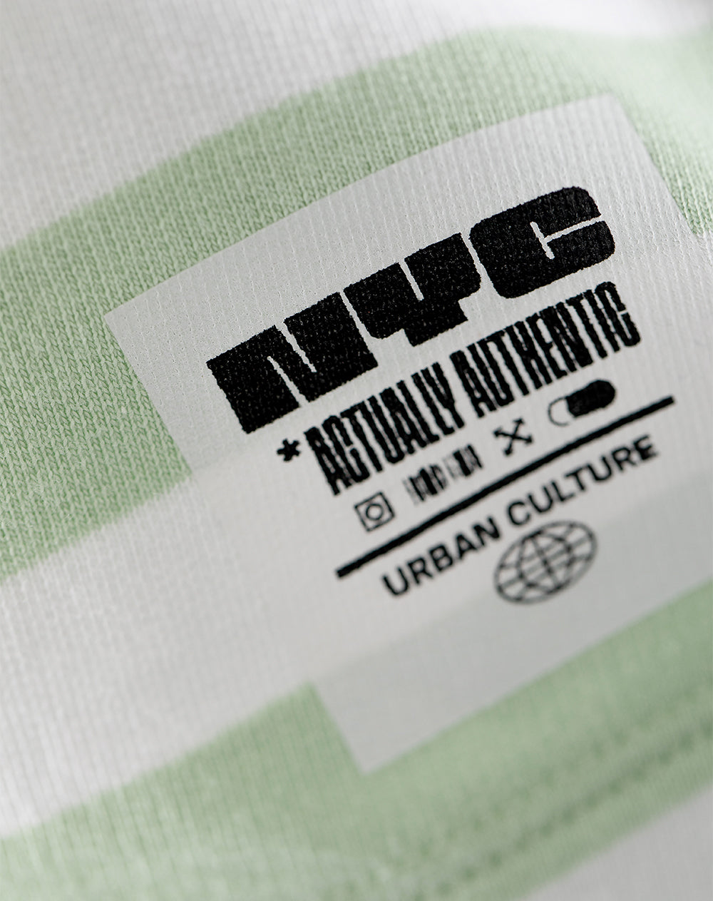 Camiseta regular fit manga corta verde rayas