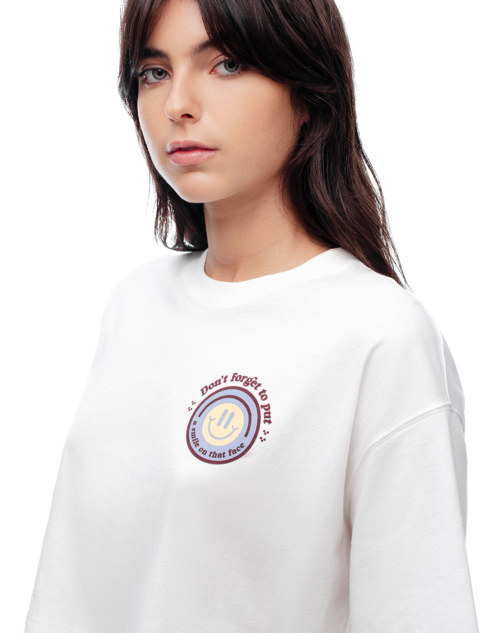 Camiseta crop regular algodón estampada mujer