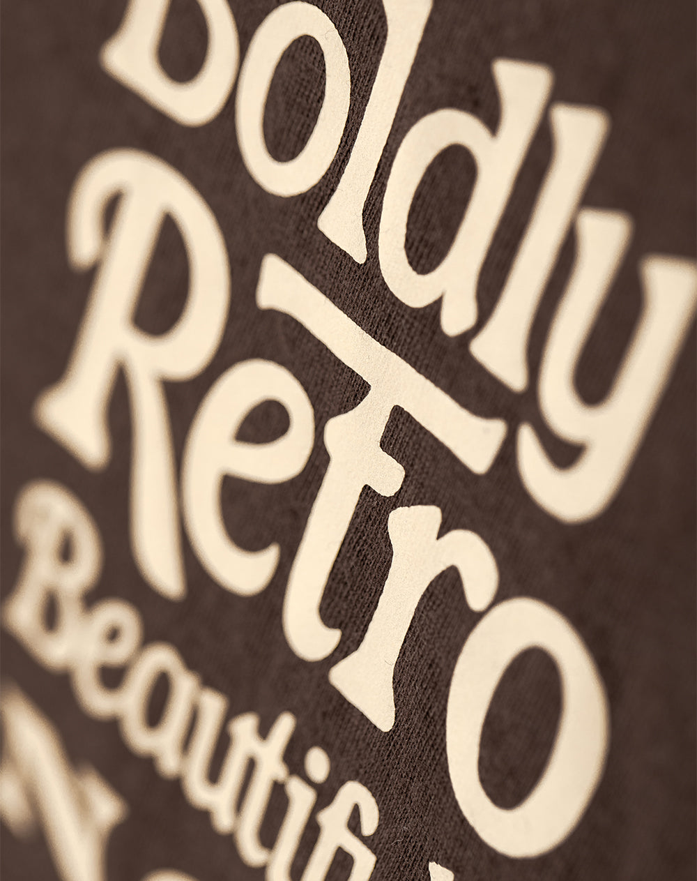 Camiseta relaxed fit manga corta chocolate