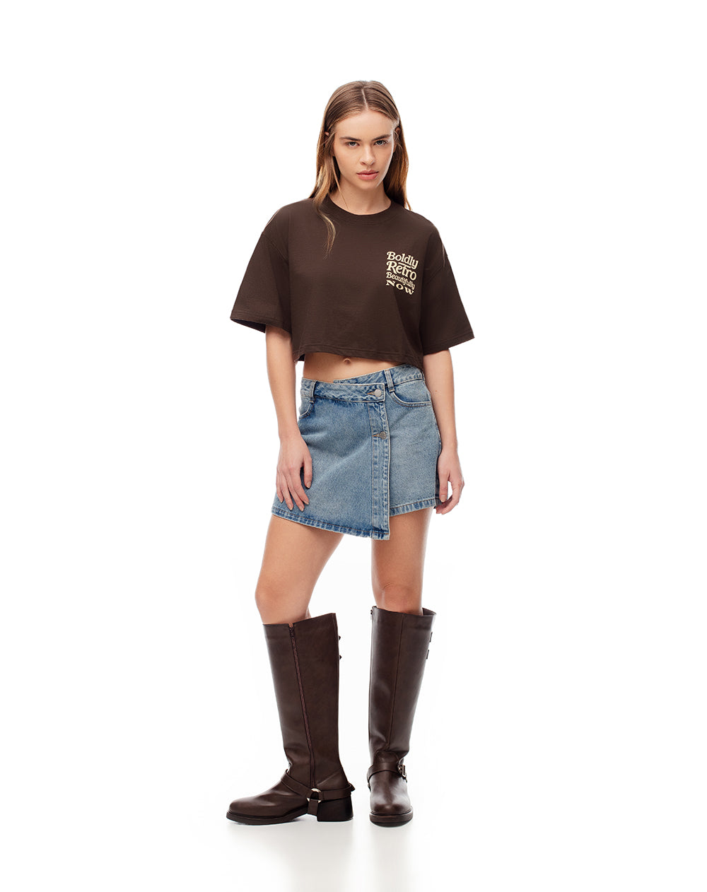 Camiseta relaxed fit manga corta chocolate