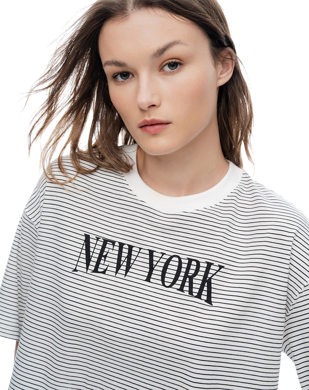 Camiseta crop regular algodón crudo estampada mujer