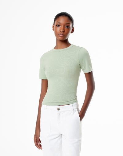 Camiseta fitted fit manga corta verde