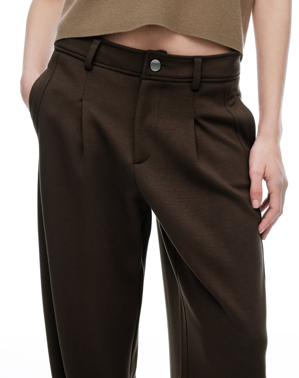 Pantalón loose tiro medio chocolate mujer