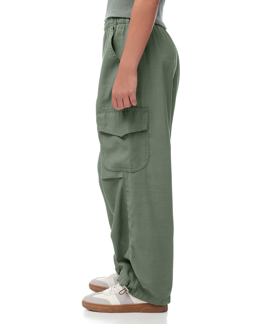 Jogger cargo tiro medio verde niña