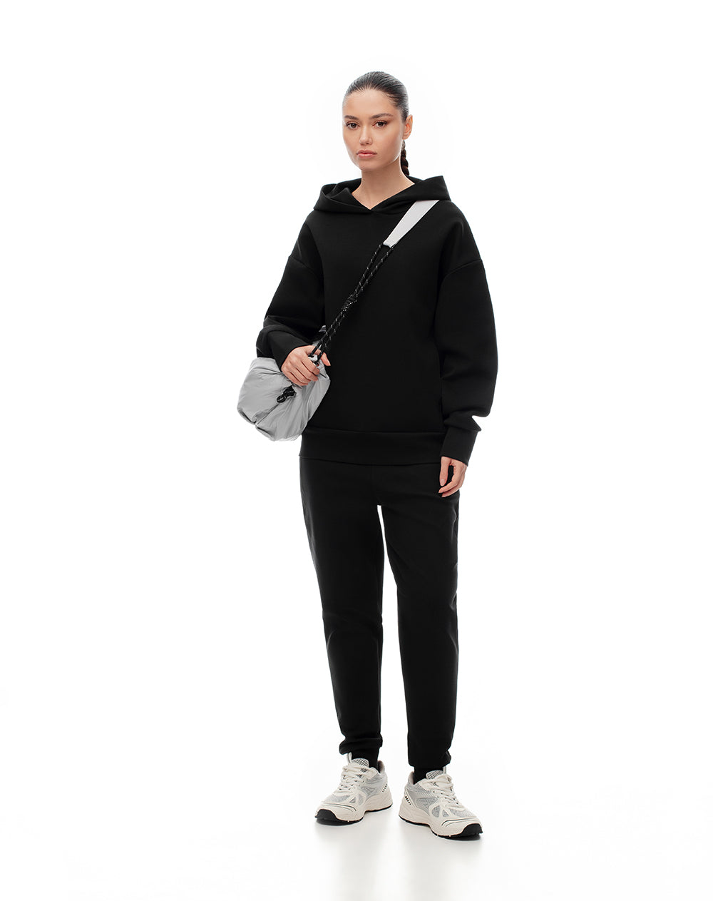 Buzo tipo hoddie negro mujer