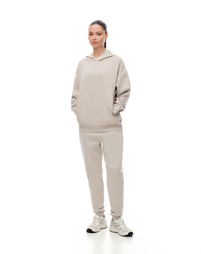 Jogger slim tiro medio arena mujer