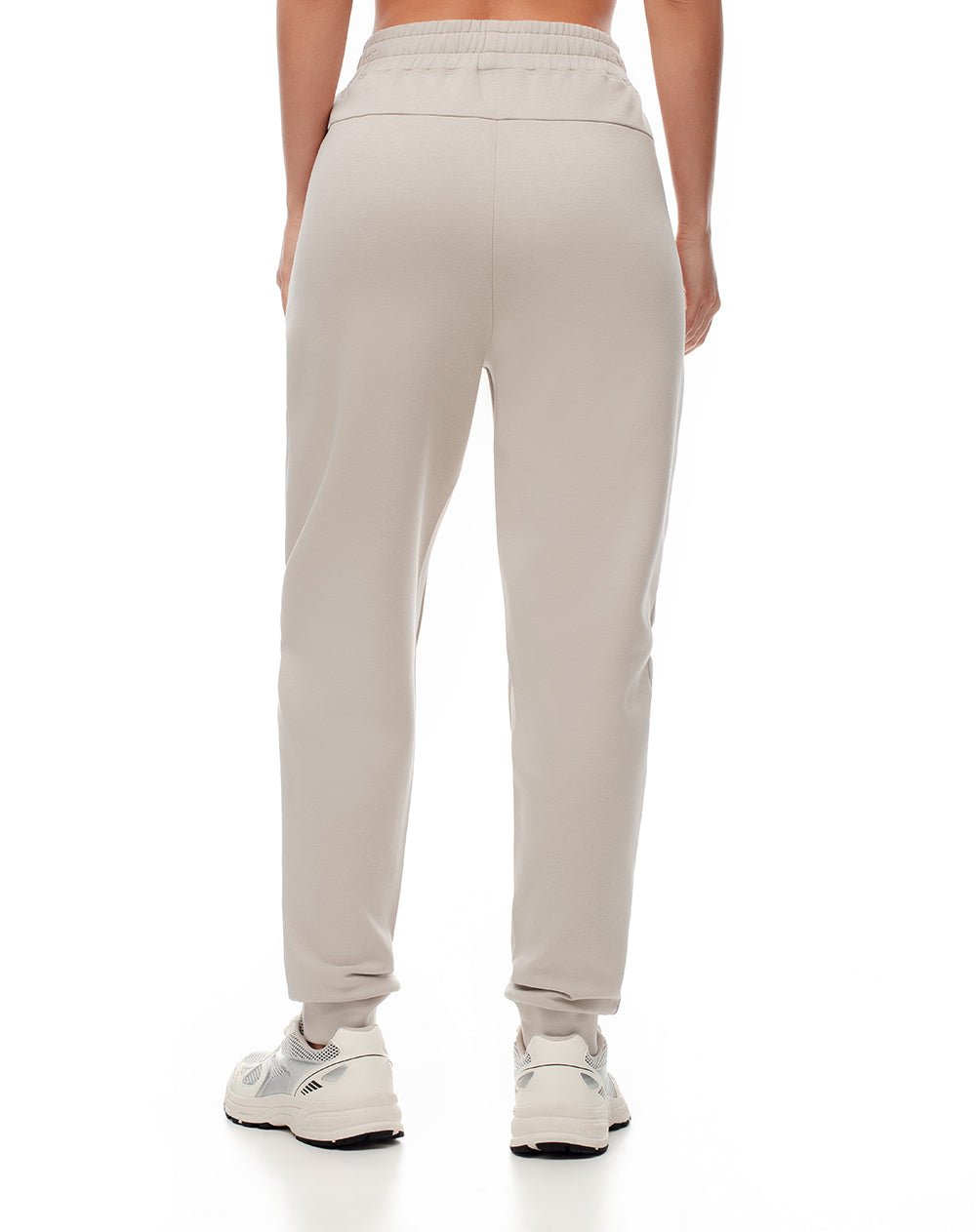 Jogger slim fit tiro medio arena