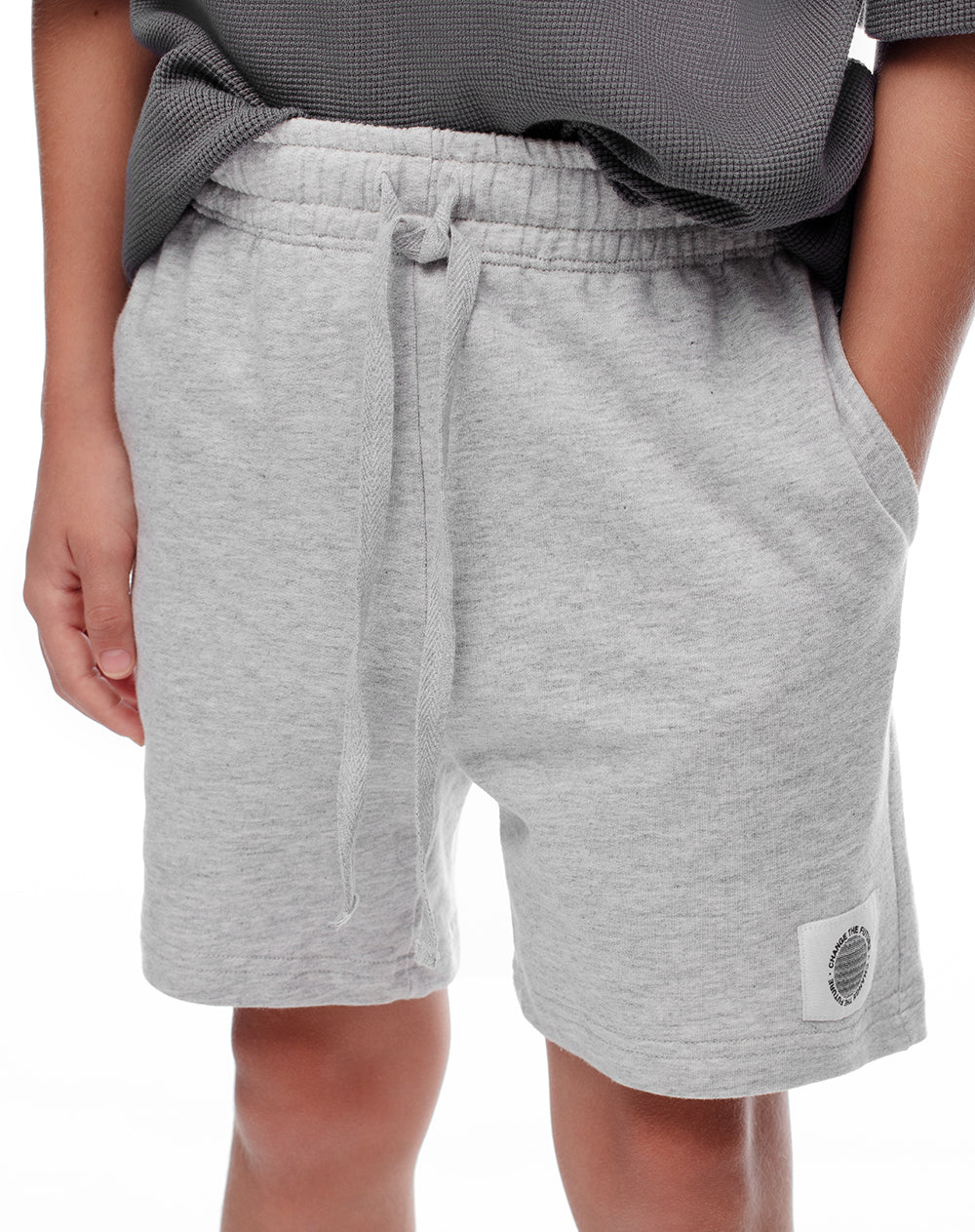 Bermuda regular algodón gris niño