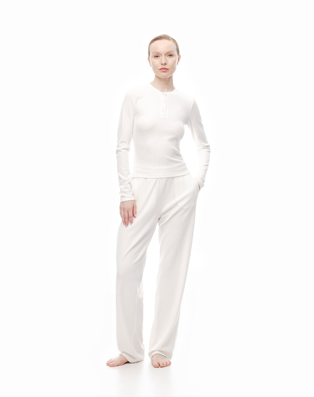 Pantalón regular tiro medio blanco mujer