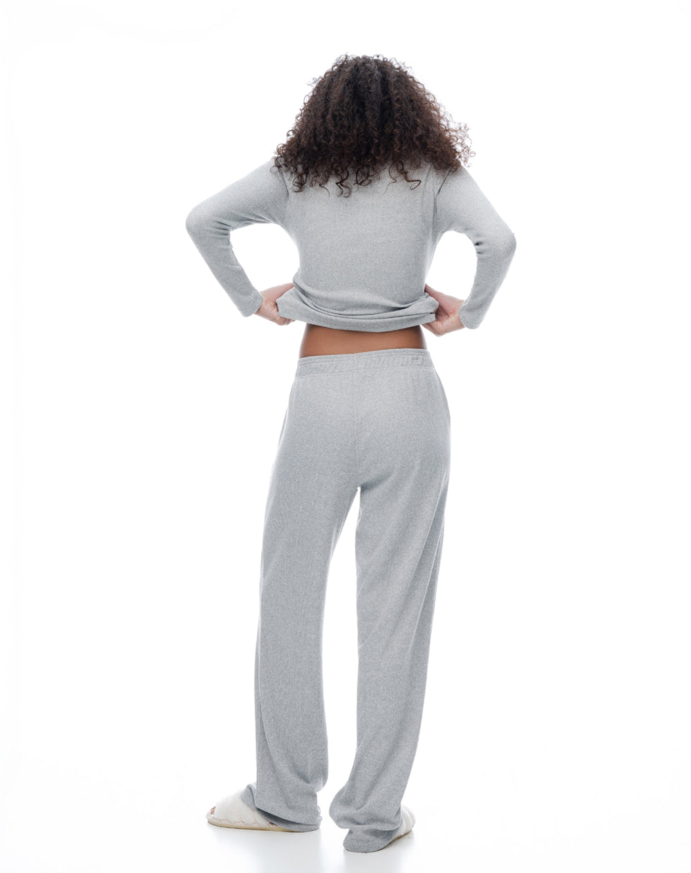 Pantalón regular fit tiro medio gris jaspe