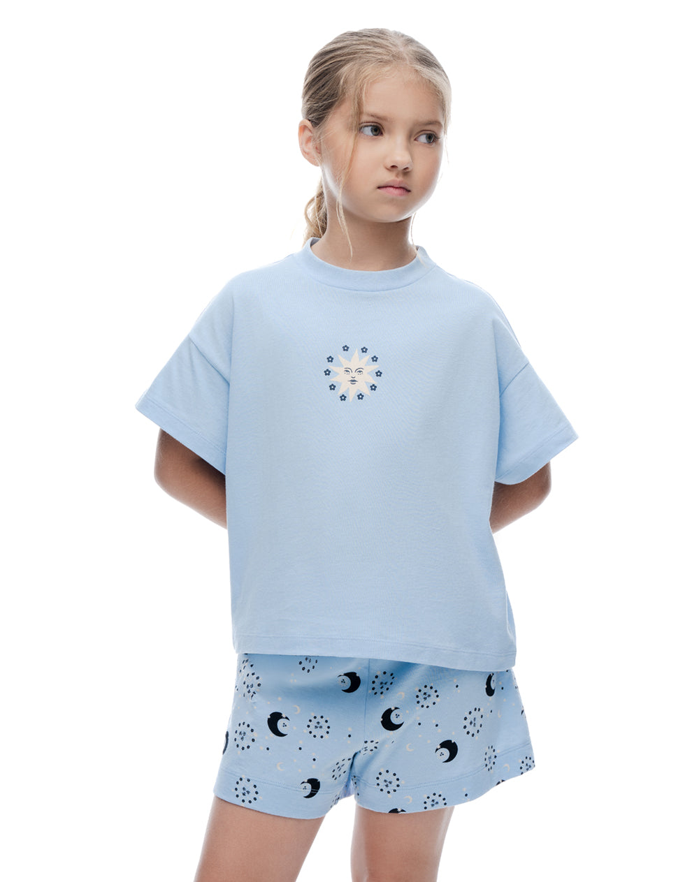 Pijama relaxed manga corta azul estampada niña