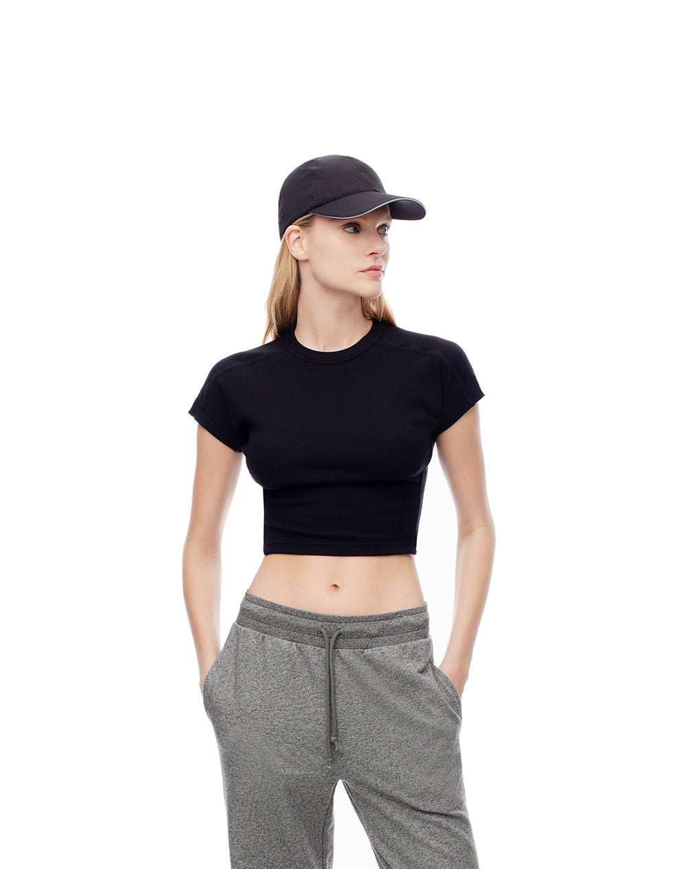 Camiseta slim fit manga corta negra