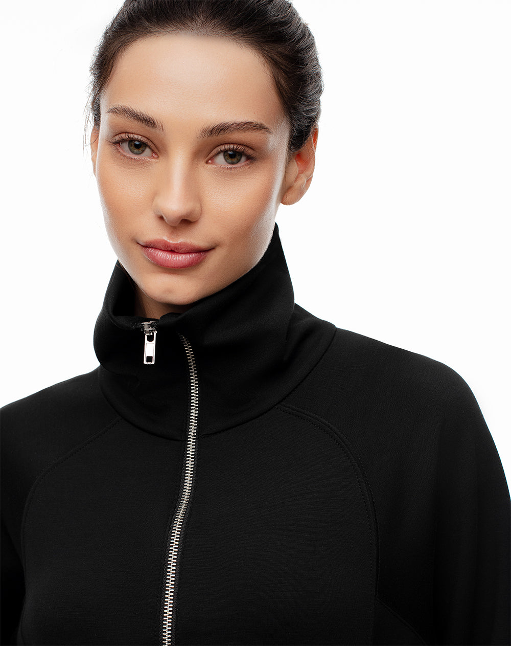 Buzo relaxed fit negro
