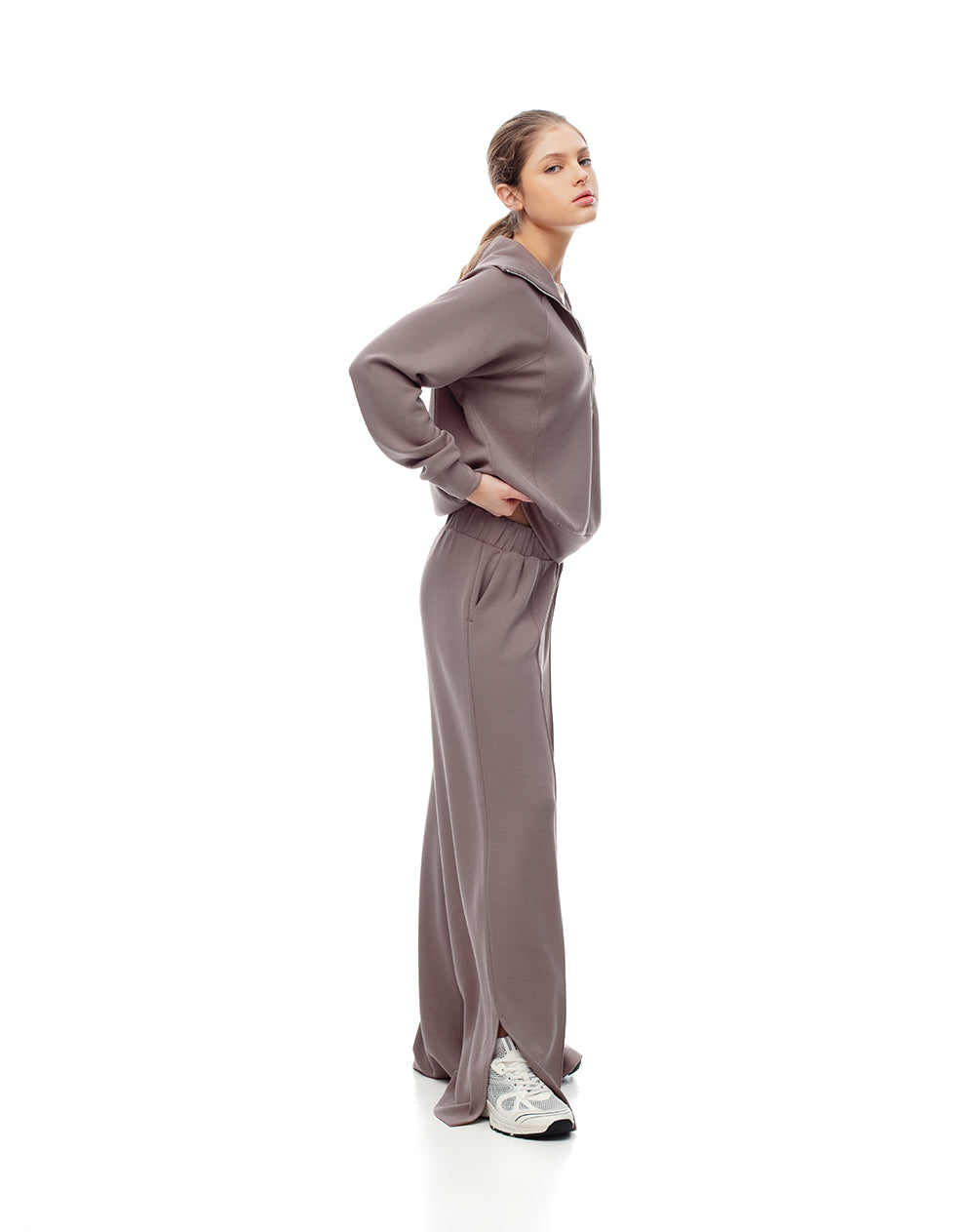 Jogger relaxed fit tiro alto cafe