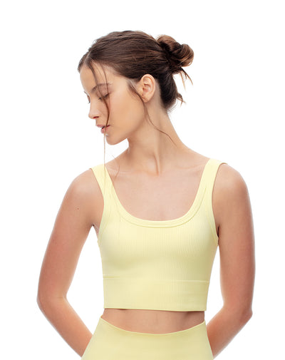 Camiseta cropped fit amarilla