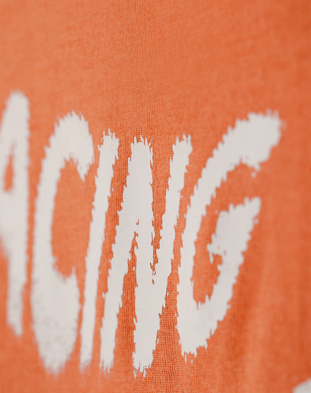 Camiseta fit manga corta naranja