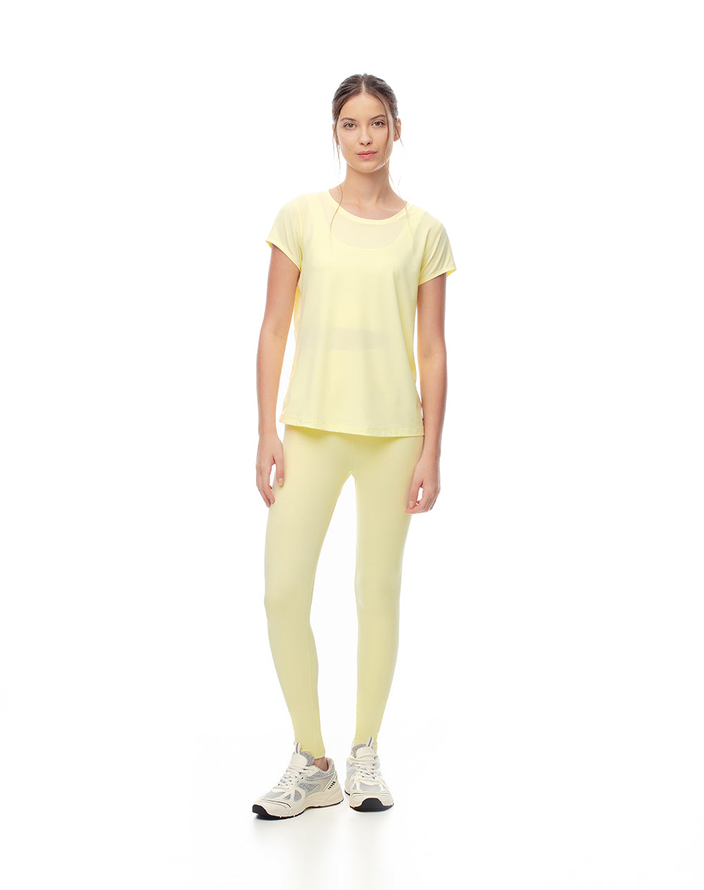 Camiseta regular fit manga corta amarilla