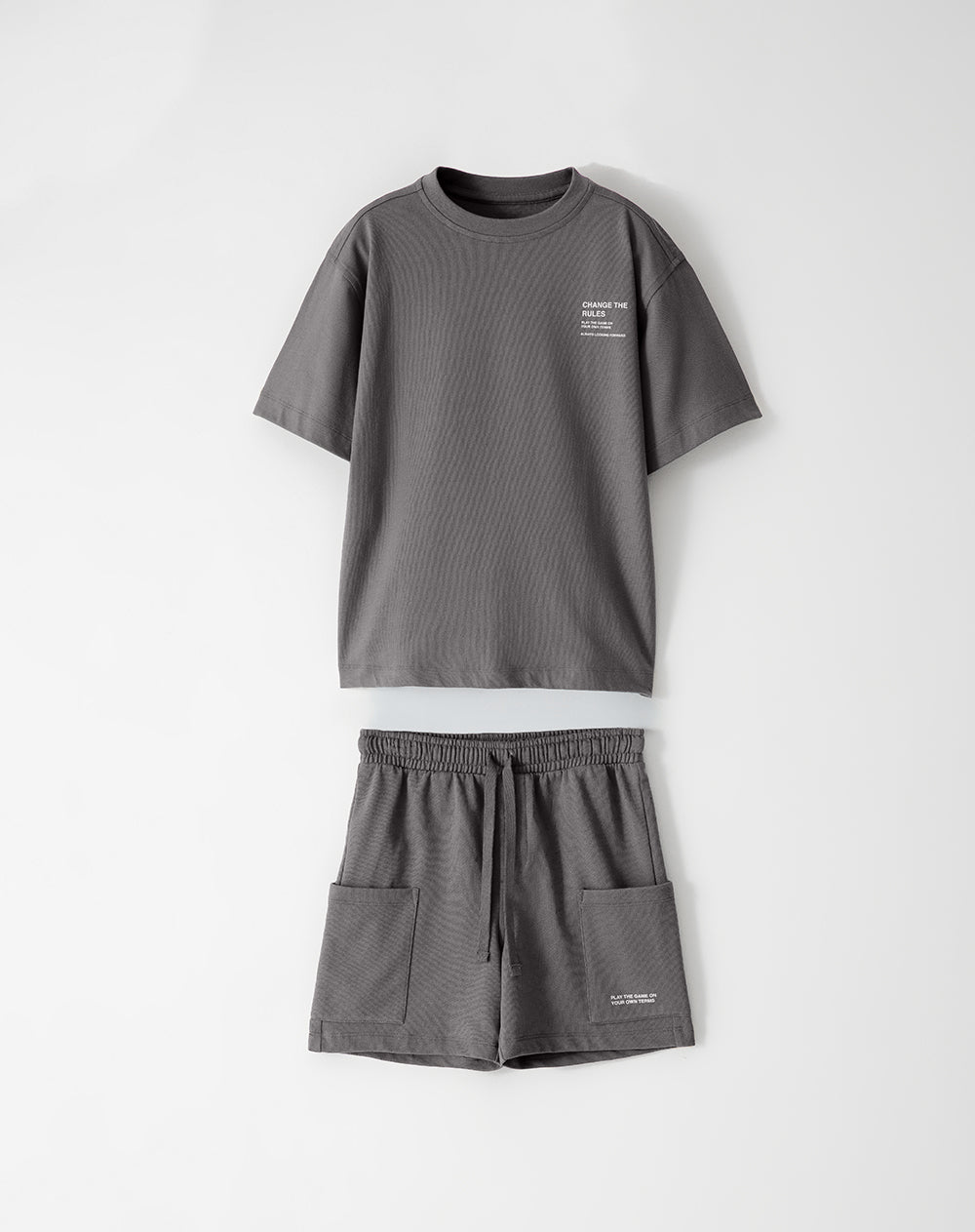 Conjunto camiseta + bermuda gris