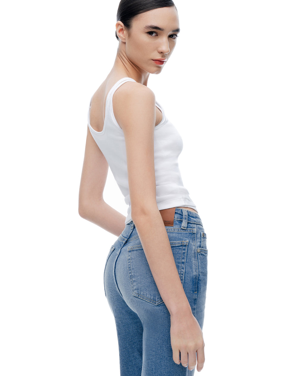 Jean regular tiro alto índigo medio mujer