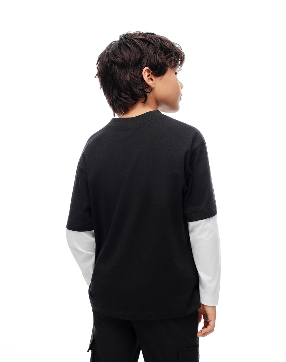 Camiseta regular fit manga larga negra