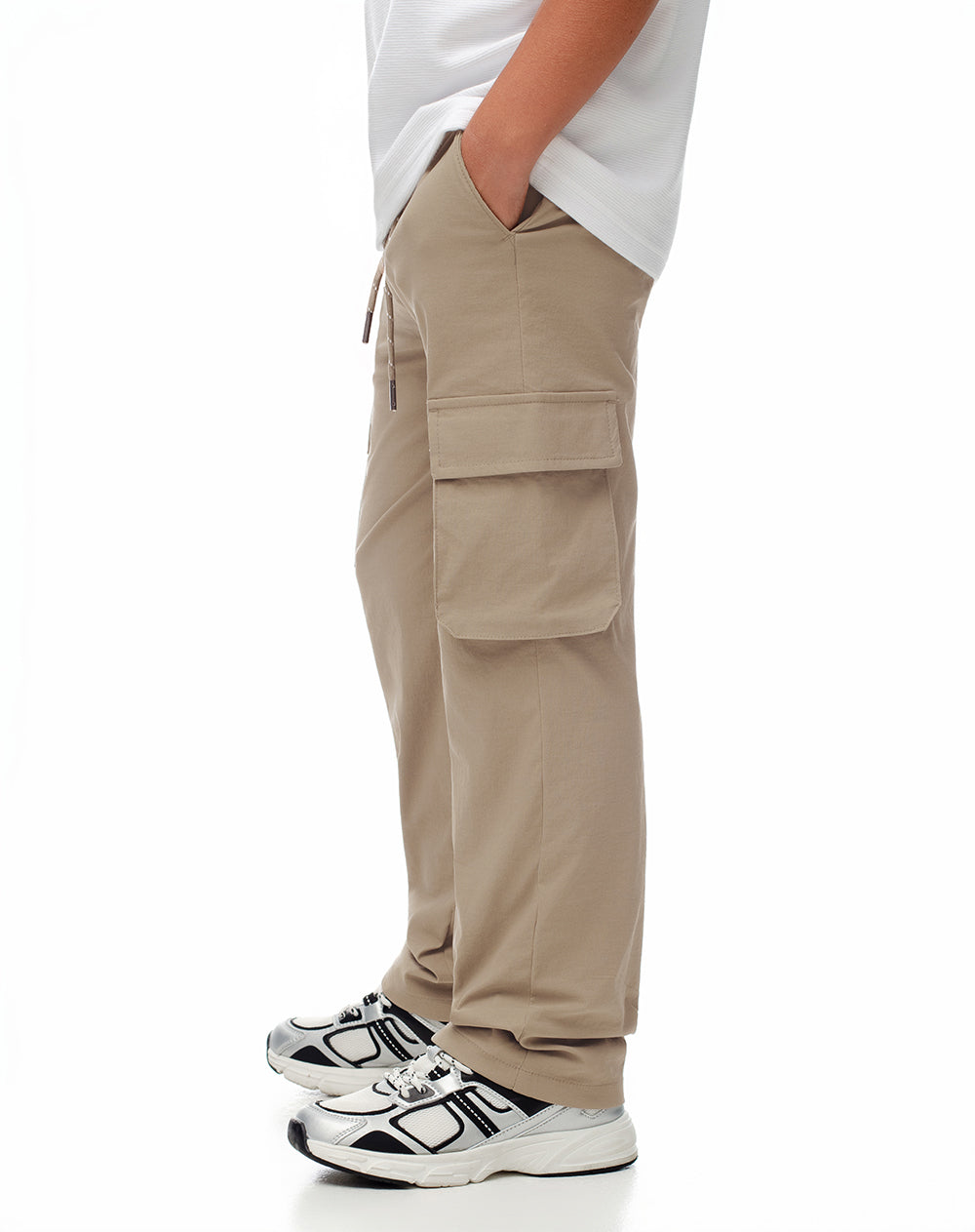 Pantalón regular fit tiro medio habano