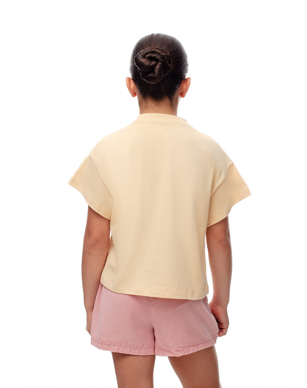 Camiseta regular algodón amarilla estampada niña