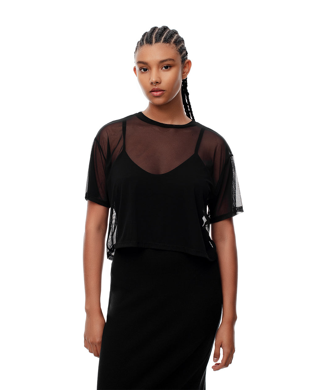 Camiseta regular fit manga corta negra