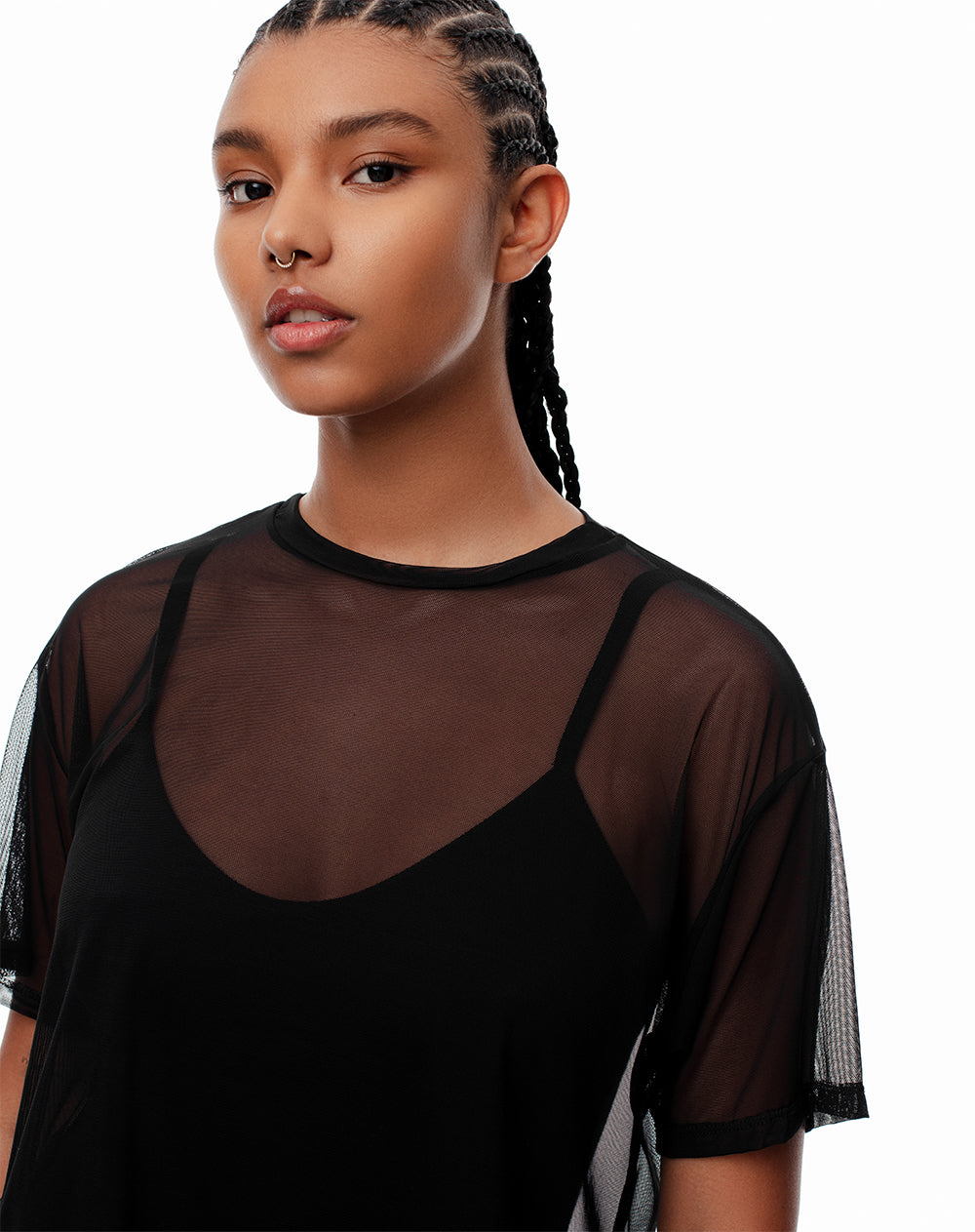 Camiseta regular fit manga corta negra