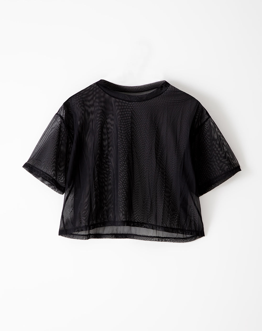Camiseta regular fit manga corta negra