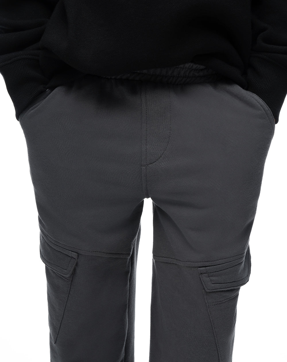 Jogger regular algodón gris niño