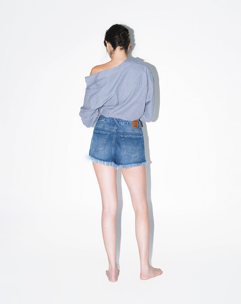 Short tiro medio denim desgaste índigo medio mujer